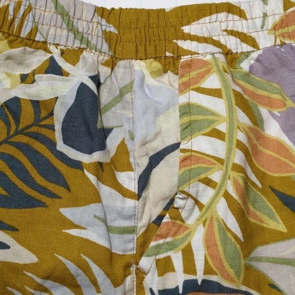 C&C California Floral Hawaiian linen peplum skirt size S - Picture 4 of 6